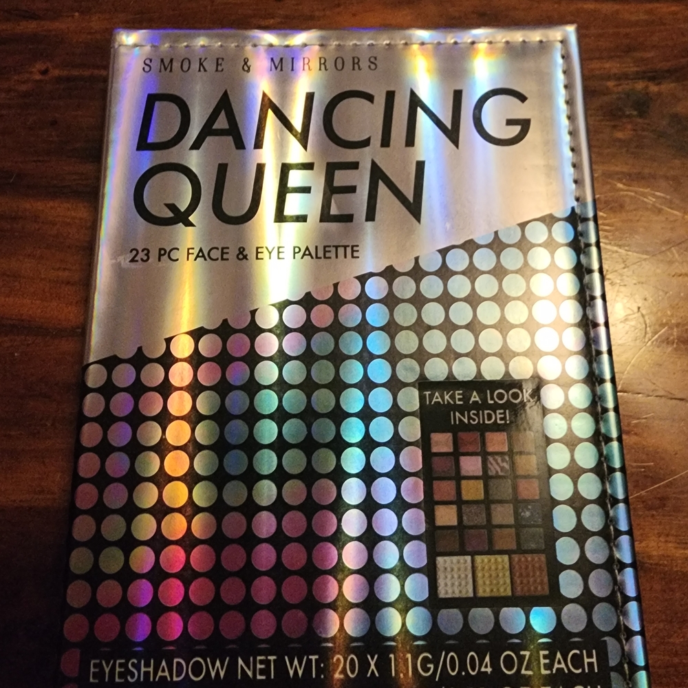 💥NEW Dancing Queen Eyeshadow Palette